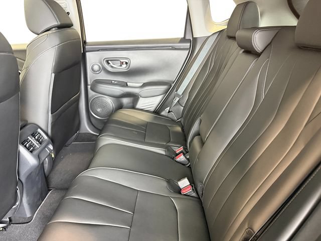 Certified 2025 Acura ADX FWD image 29
