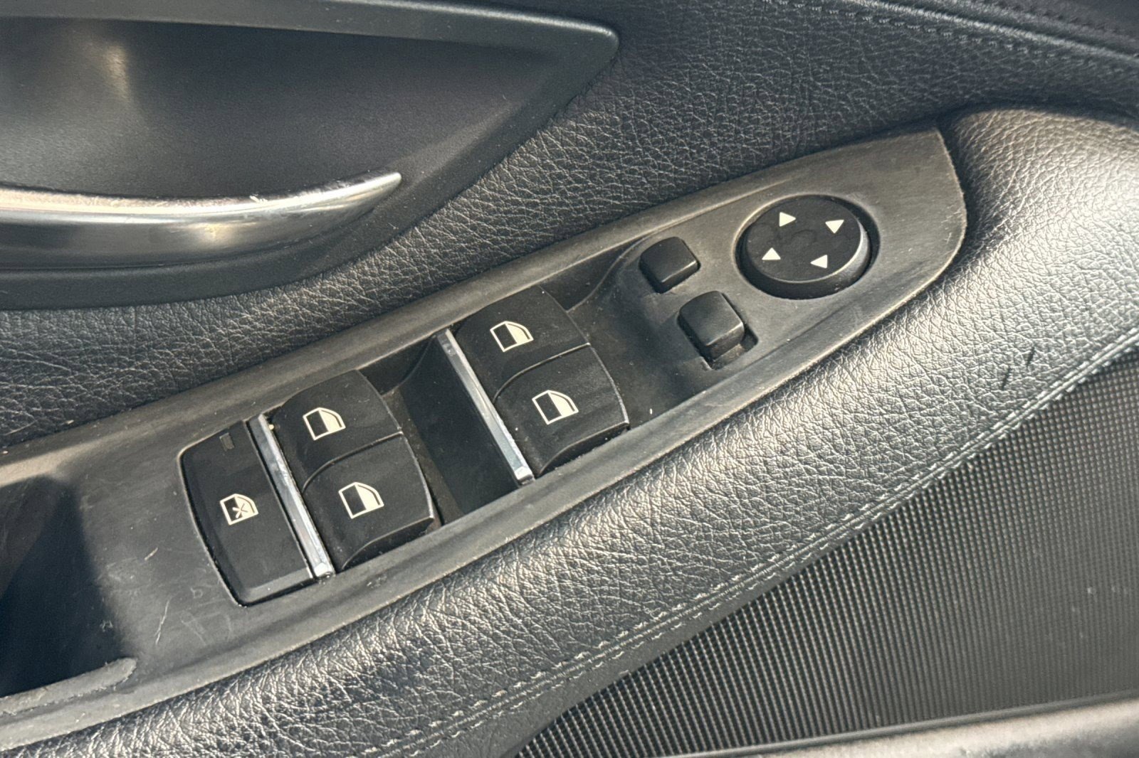 Used 2015 BMW 528i Sedan image 13