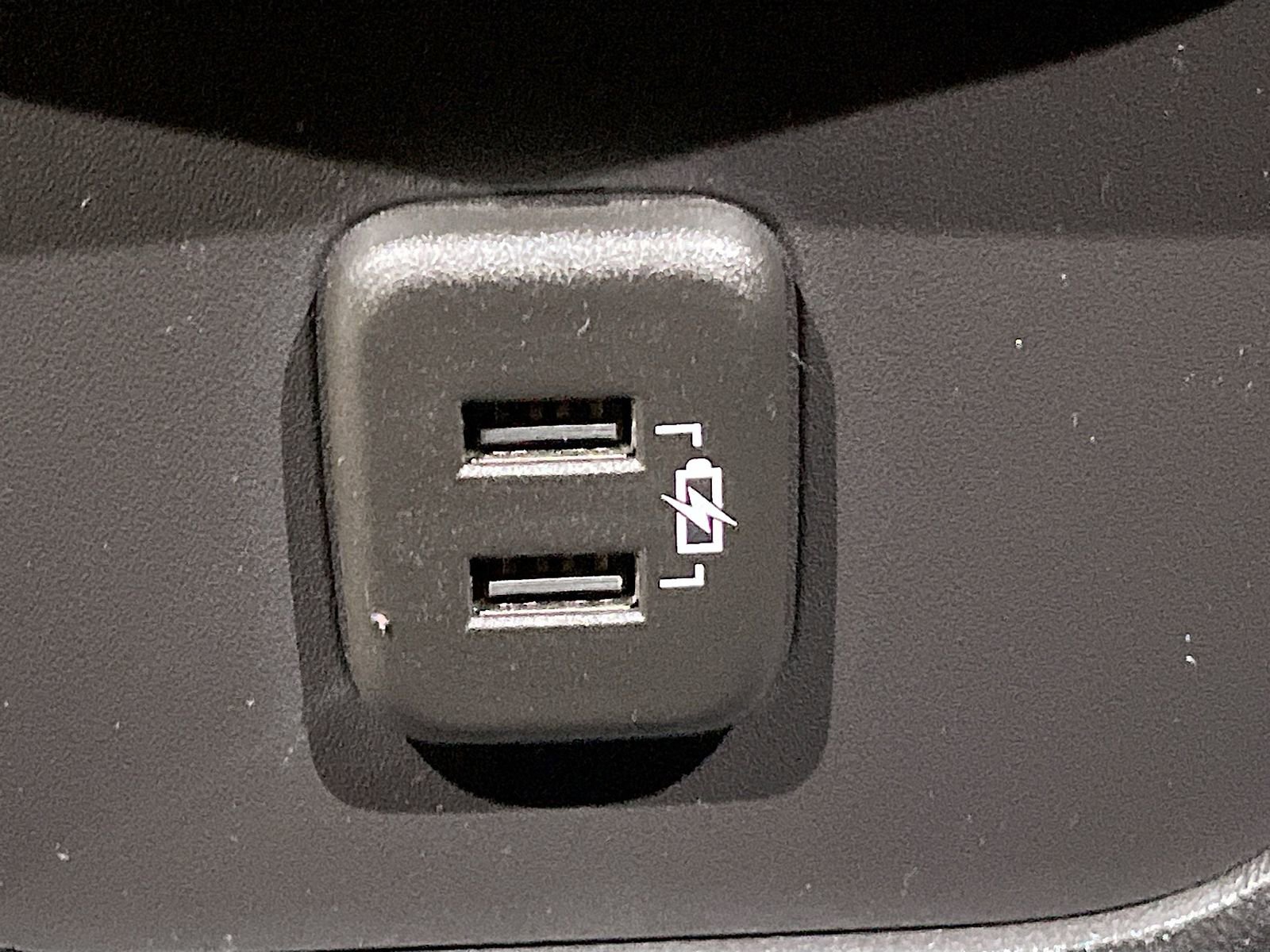 Used 2024 Chevrolet Equinox RS image 24