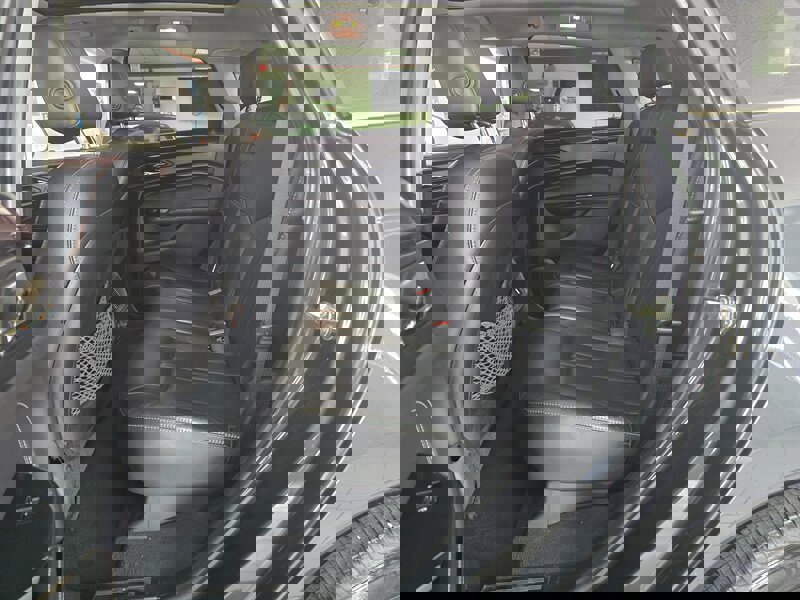 Used 2015 Cadillac SRX Luxury w/ Driver Awareness Package image 10