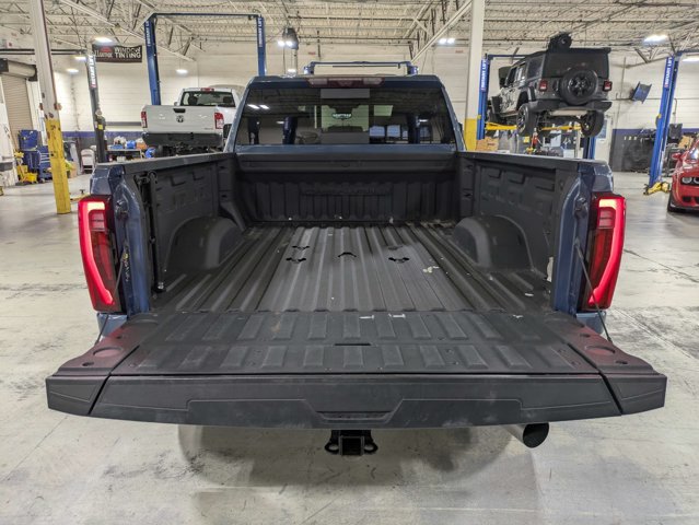 Used 2024 GMC Sierra 2500 Denali w/ Denali Reserve Package AWD/4WD image 12
