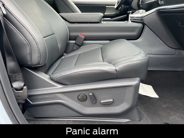 New 2026 Ford Expedition Platinum w/ Driver's Package AWD/4WD image 21