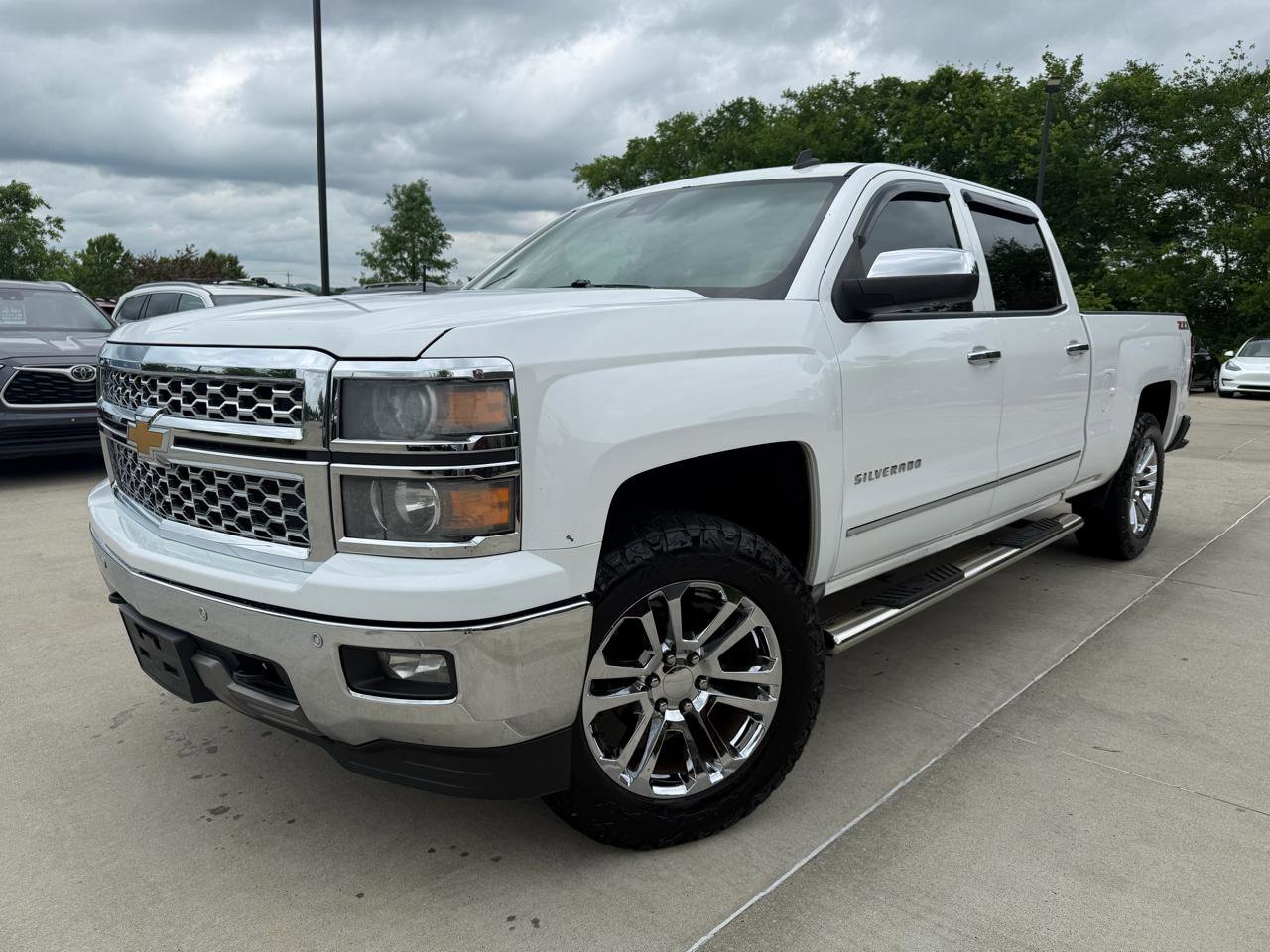 Used 2014 Chevrolet Silverado 1500 LTZ Z71 w/ LTZ Plus Package AWD/4WD image 1