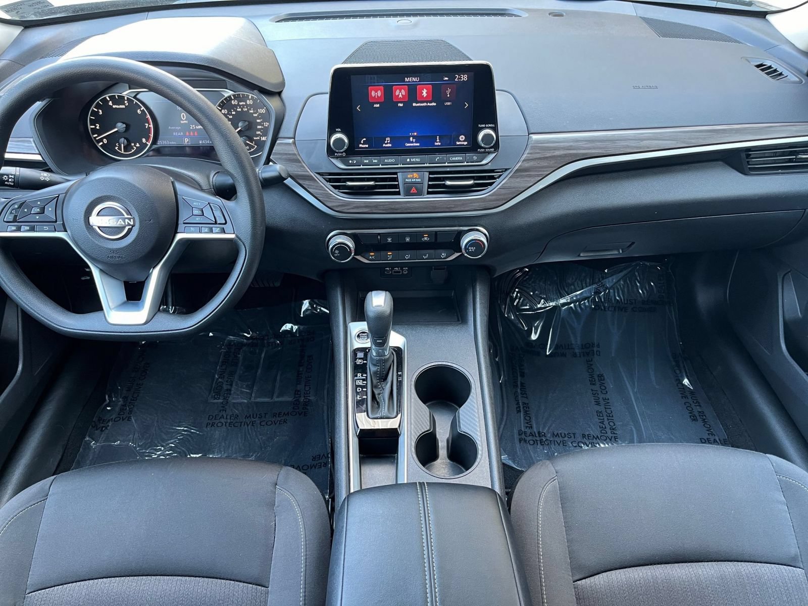Used 2025 Nissan Altima 2.5 SV FWD image 38