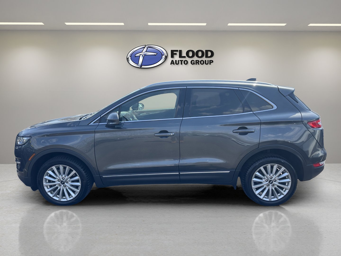 Used 2019 Lincoln MKC Premiere image 5