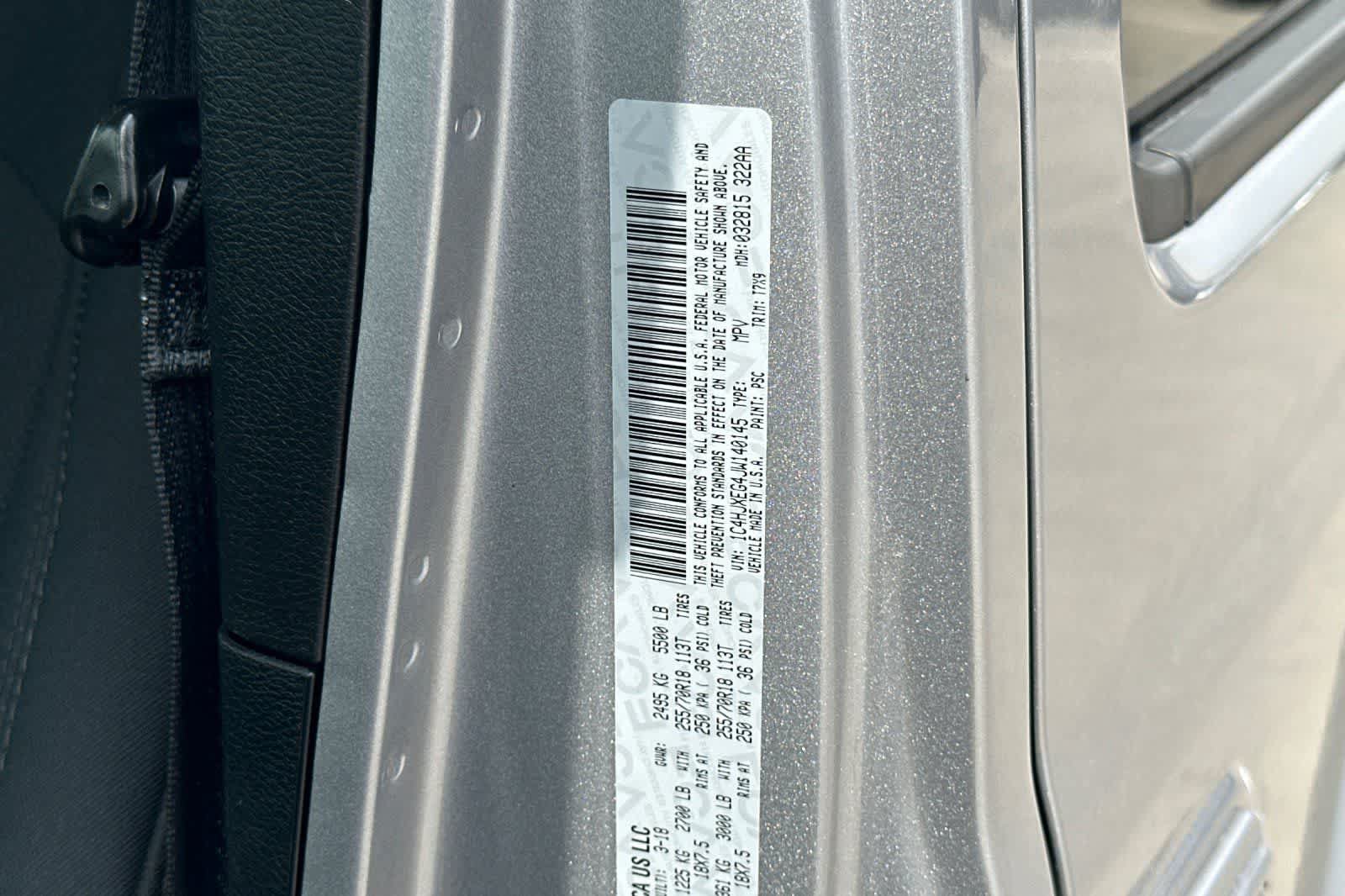 Used 2018 Jeep Wrangler Unlimited Sahara AWD/4WD image 37