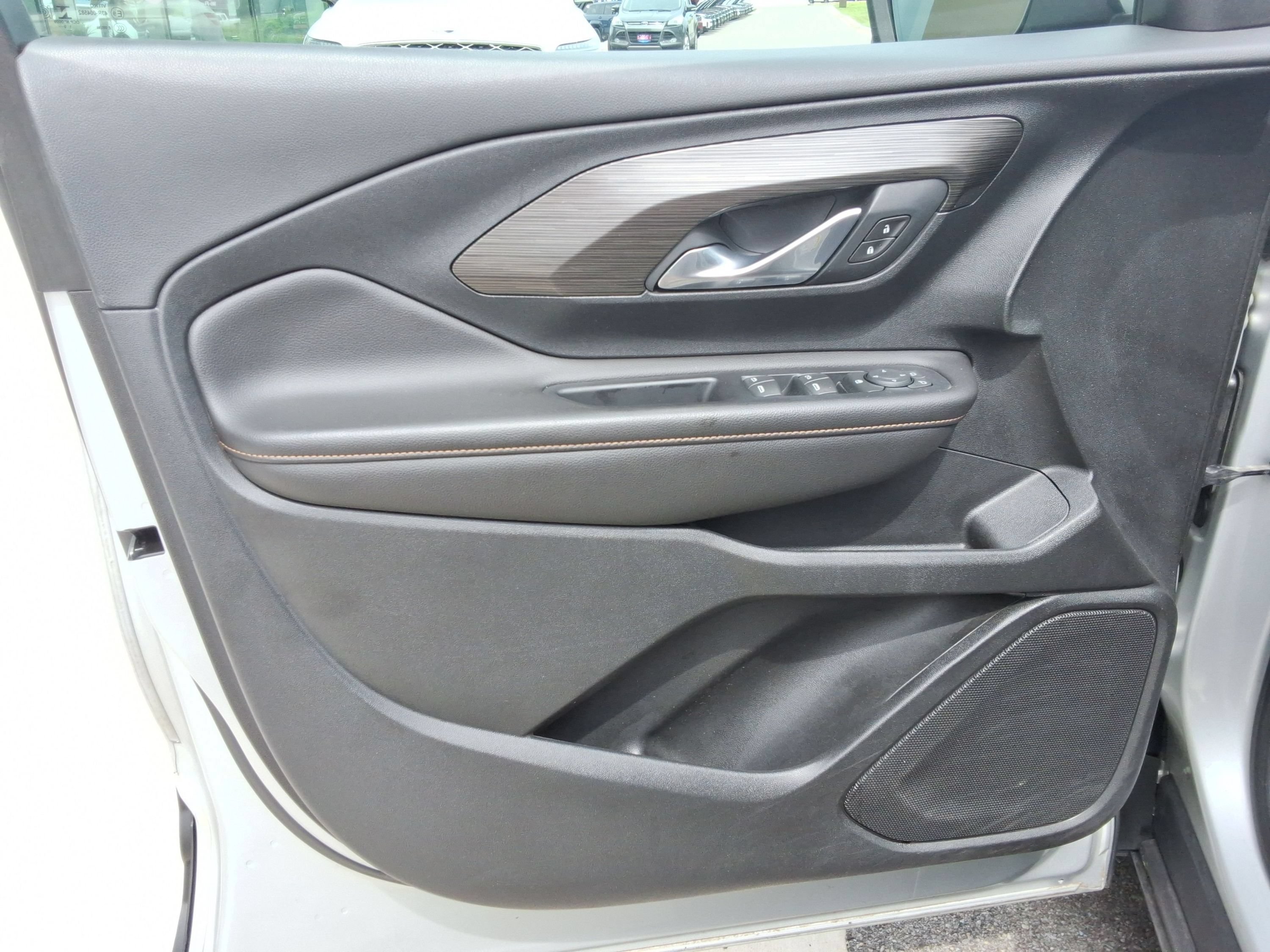 Used 2020 GMC Terrain SLT FWD image 22