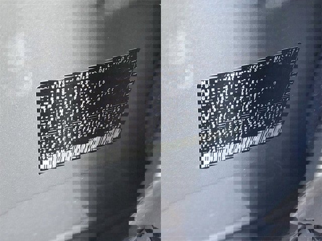 Certified 2022 Volkswagen Tiguan SE R-Line image 32