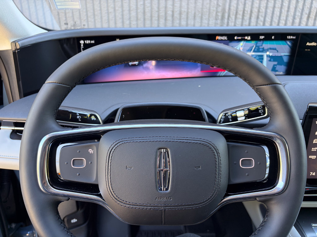 New 2026 Lincoln Nautilus Reserve AWD/4WD image 44