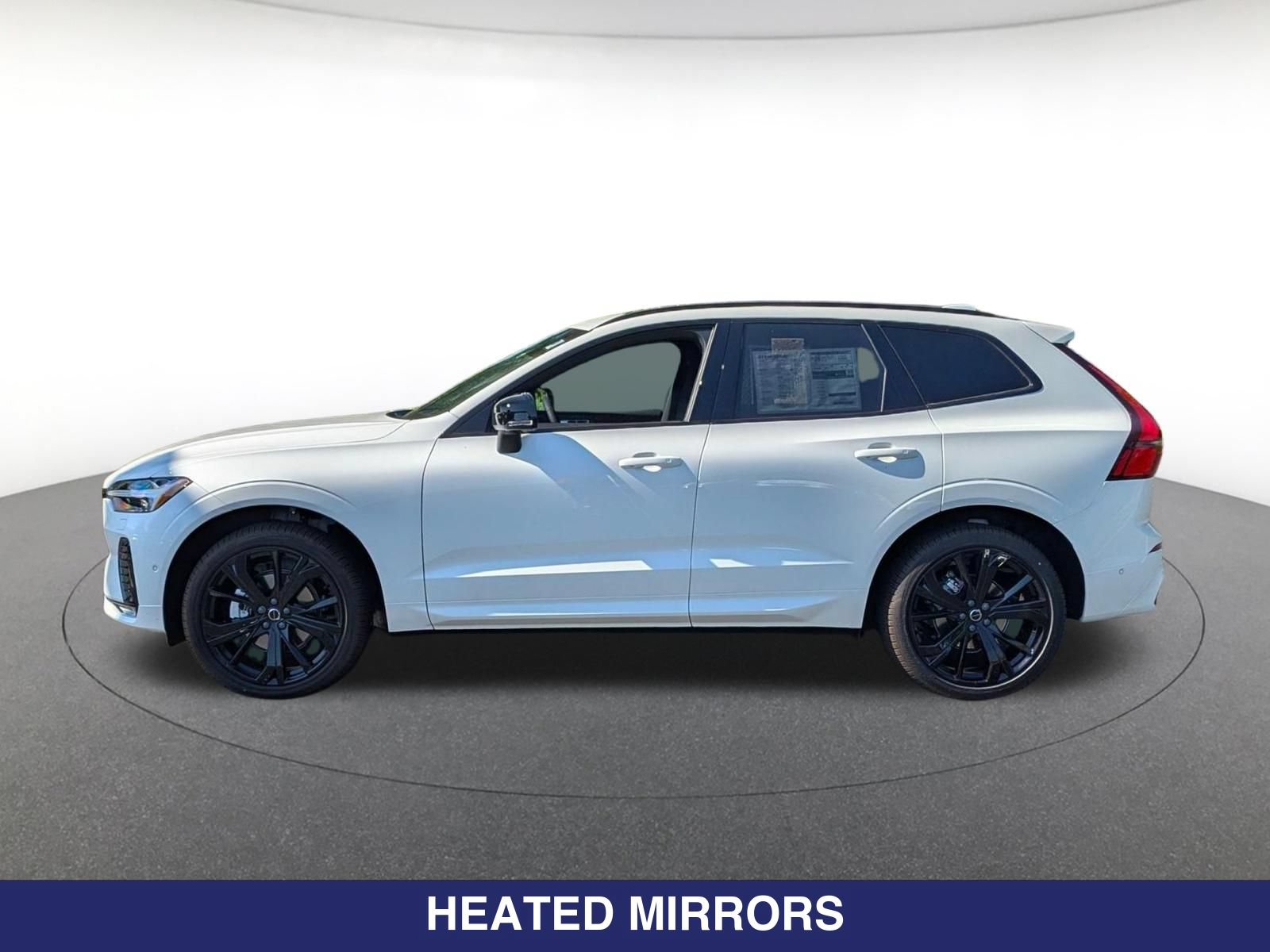 New 2026 Volvo XC60 B5 Ultra w/ Protection Package Premier AWD/4WD image 2