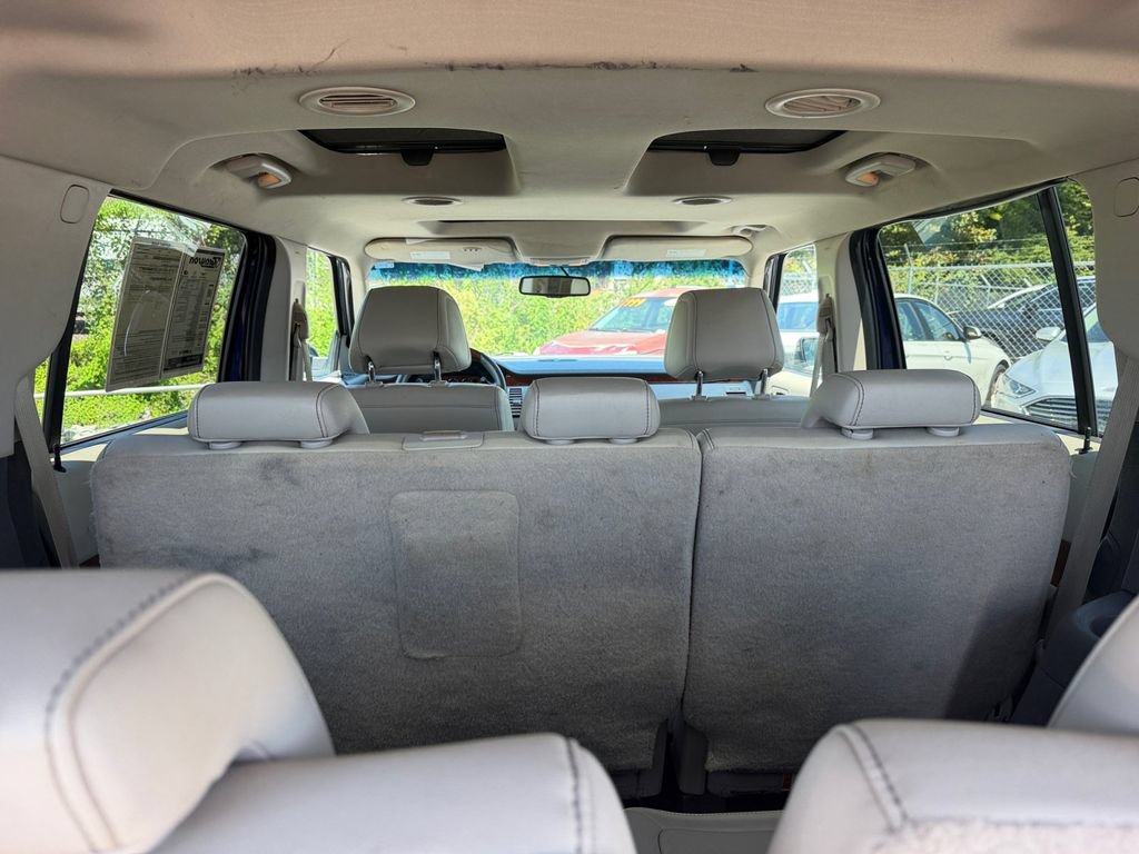 Used 2011 Ford Flex Limited w/ Rapid Spec Order Code AWD/4WD image 16