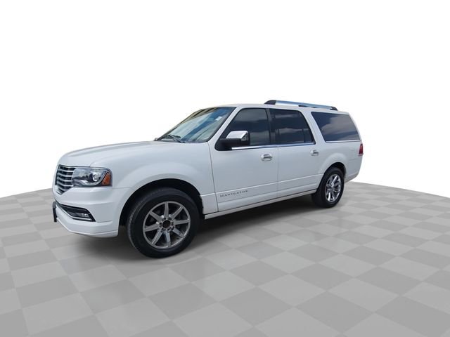 Used 2015 Lincoln Navigator L 2WD image 4