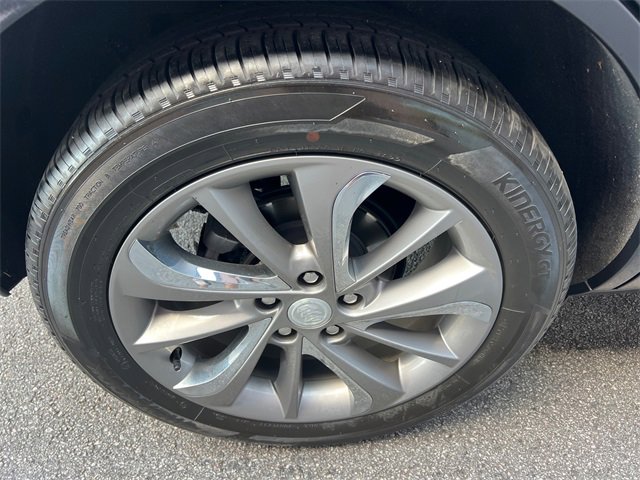 Used 2023 Buick Encore GX Essence w/ Experience Buick Package image 17
