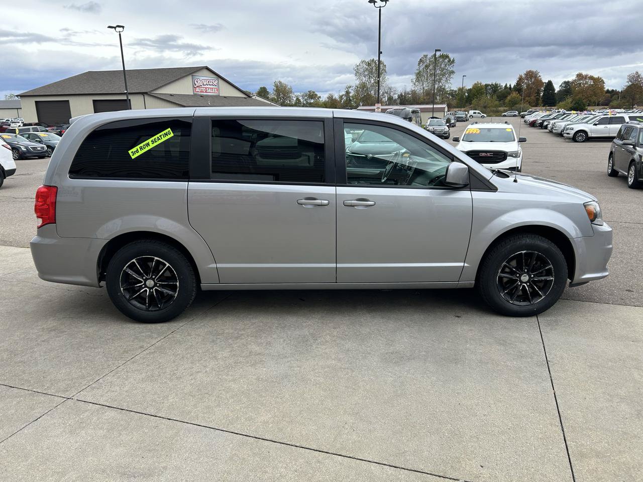 Used 2019 Dodge Grand Caravan GT FWD image 4