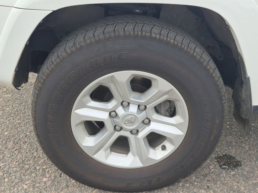 Used 2023 Toyota 4Runner SR5 image 17