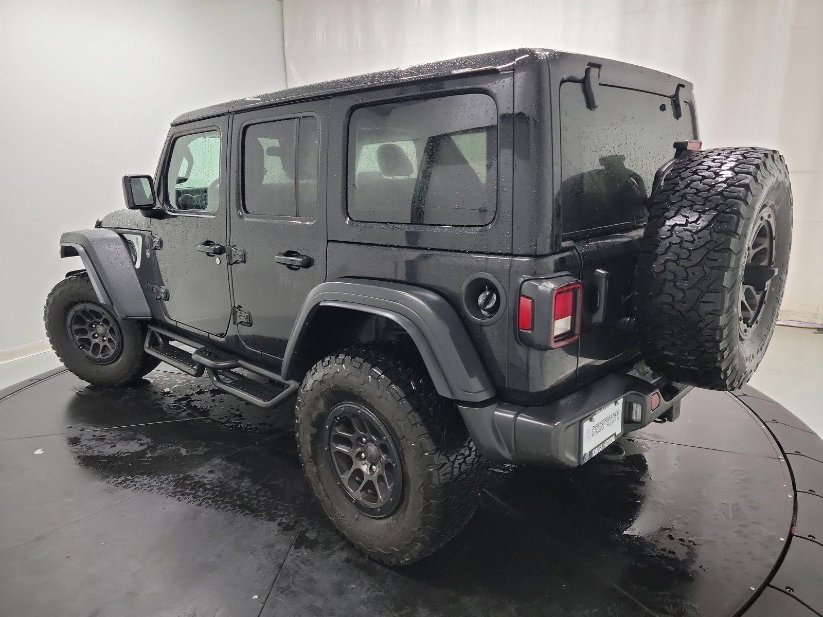 Used 2023 Jeep Wrangler Unlimited Sport image 6