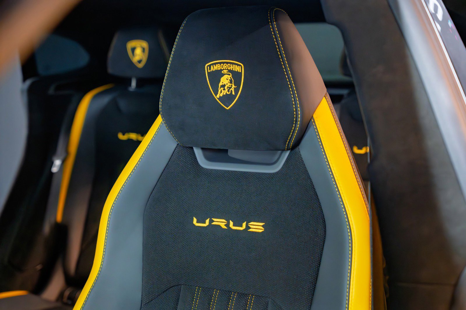 Used 2024 Lamborghini Urus Performante image 9