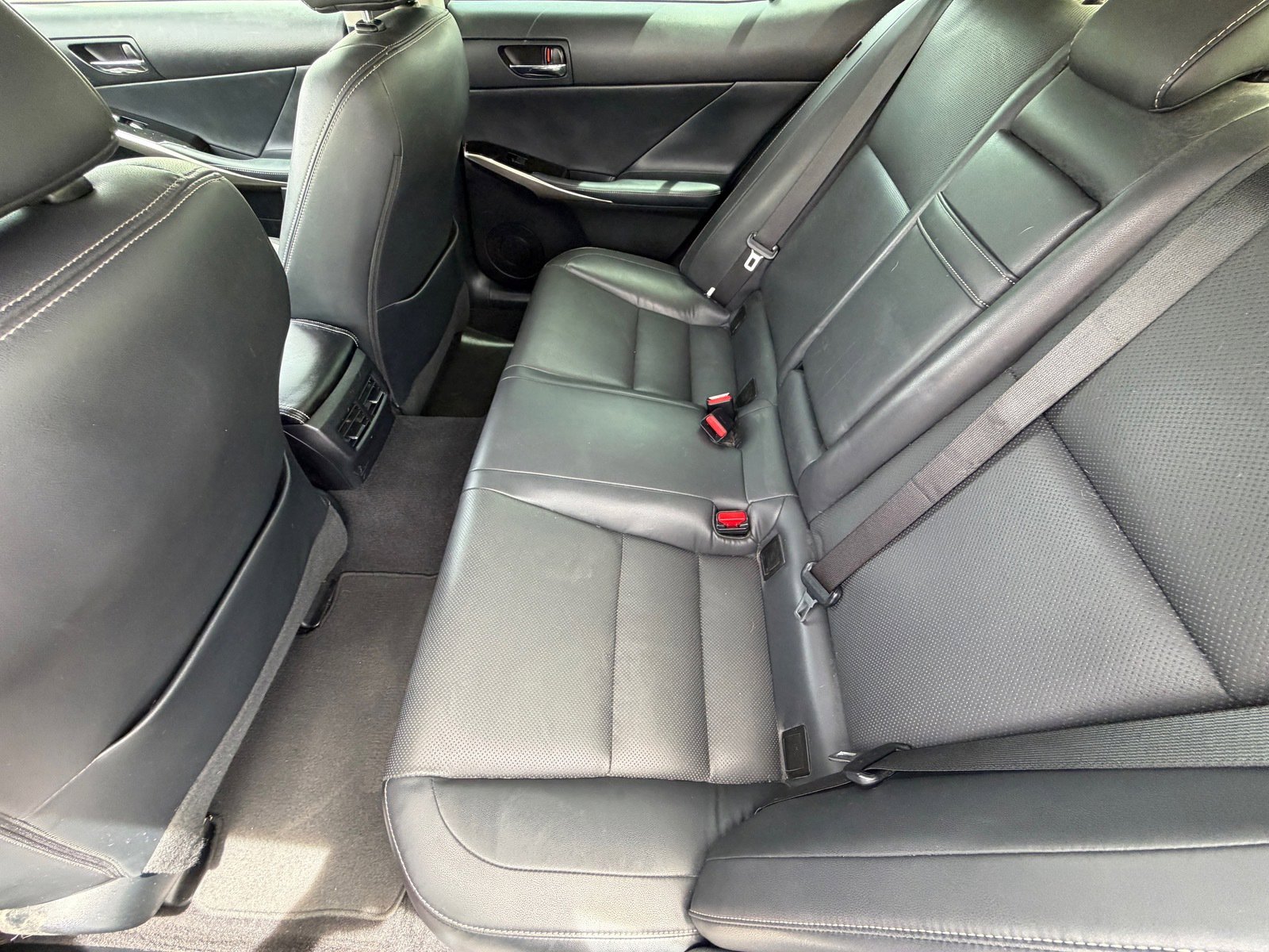 Used 2015 Lexus IS 250 w/ Navigation System Package RWD image 13