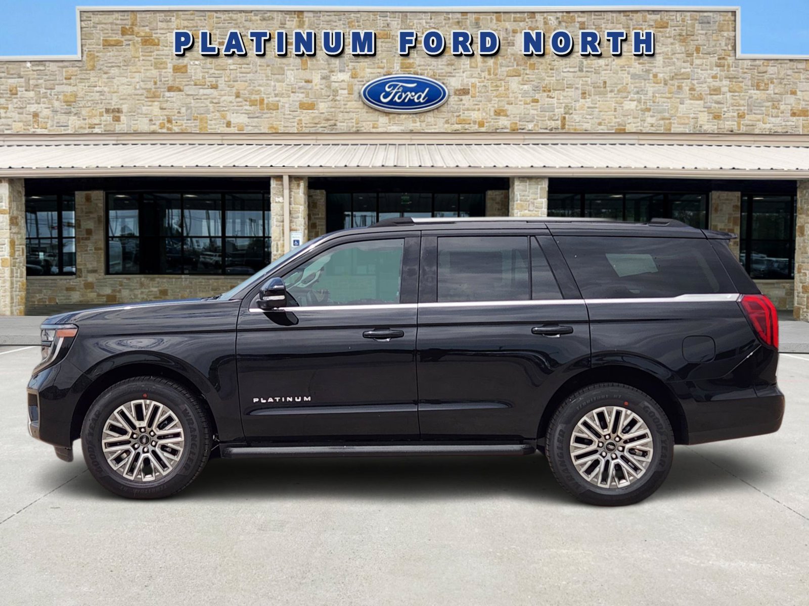 New 2026 Ford Expedition Platinum AWD/4WD image 3