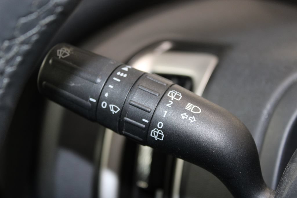 Used 2025 Ford Expedition Active RWD image 41