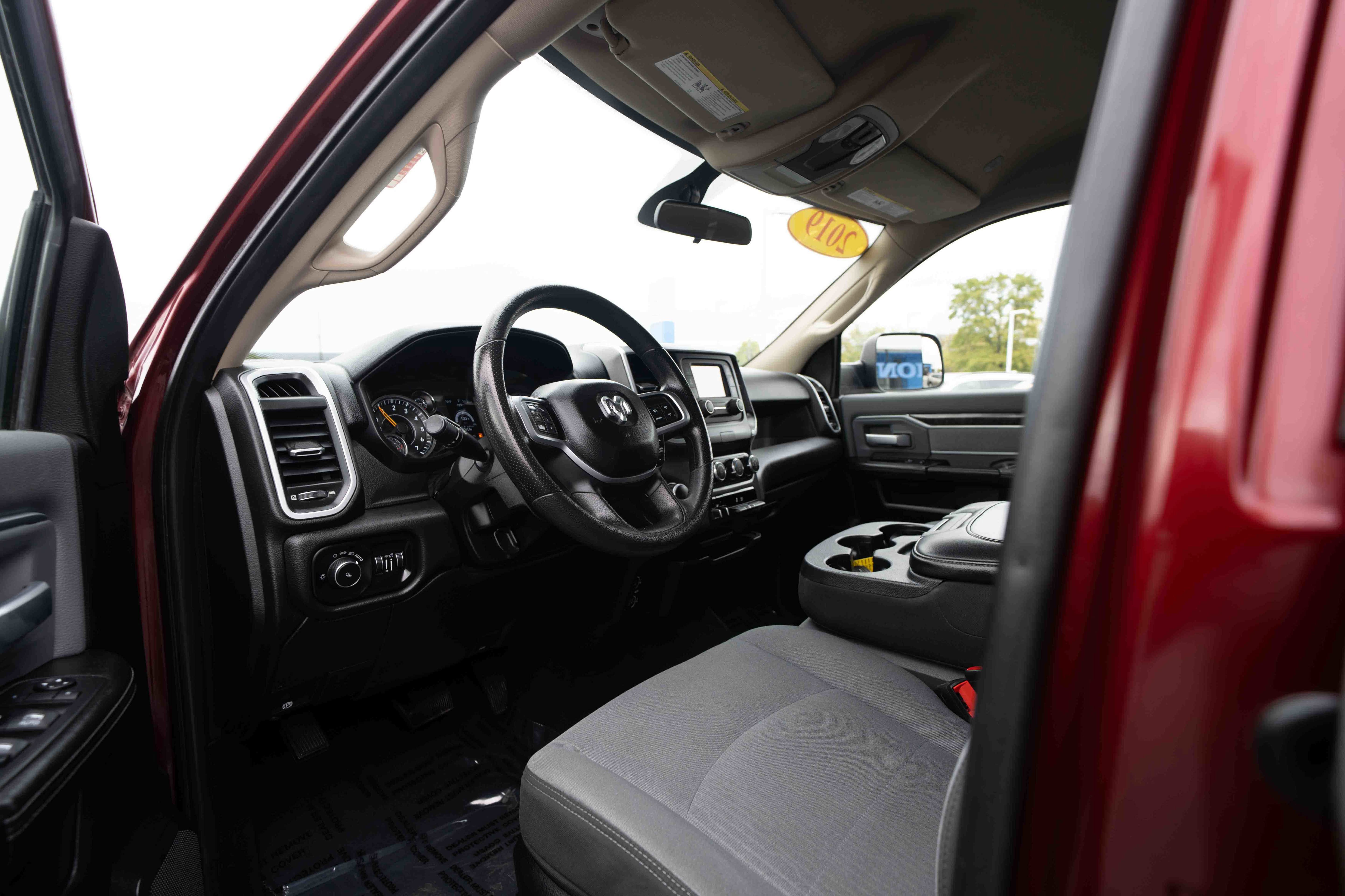 Used 2019 RAM 2500 Big Horn image 8