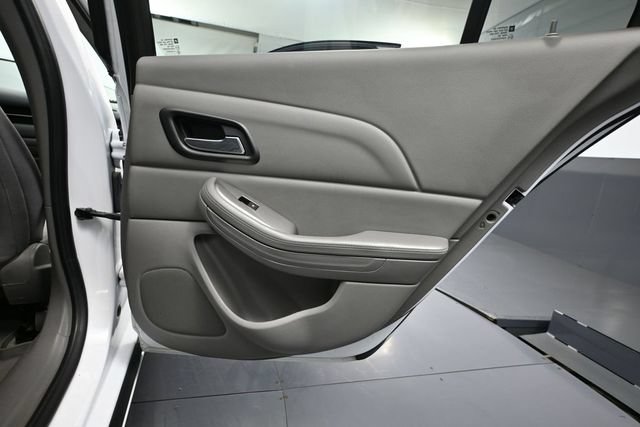 Used 2015 Chevrolet Malibu LS FWD image 32