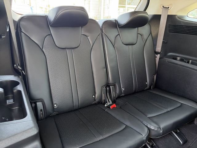 Used 2022 Kia Sorento S FWD image 15