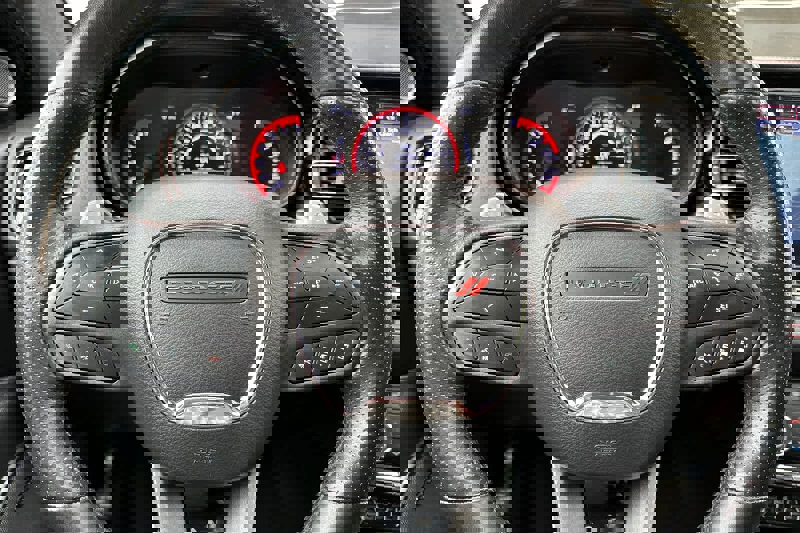 Used 2023 Dodge Durango R/T image 28