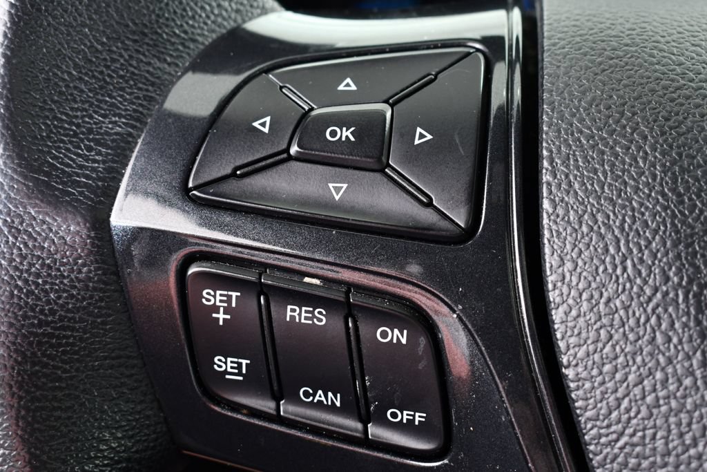 Used 2019 Ford Explorer XLT w/ Equipment Group 202A AWD/4WD image 31