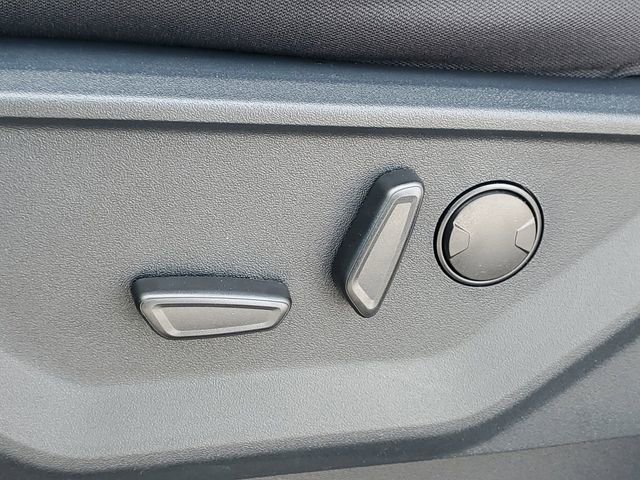 New 2026 Ford F150 XLT w/ Equipment Group 302A MID image 12