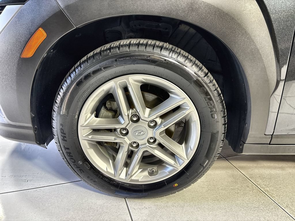 Used 2022 Hyundai Kona SE FWD image 18