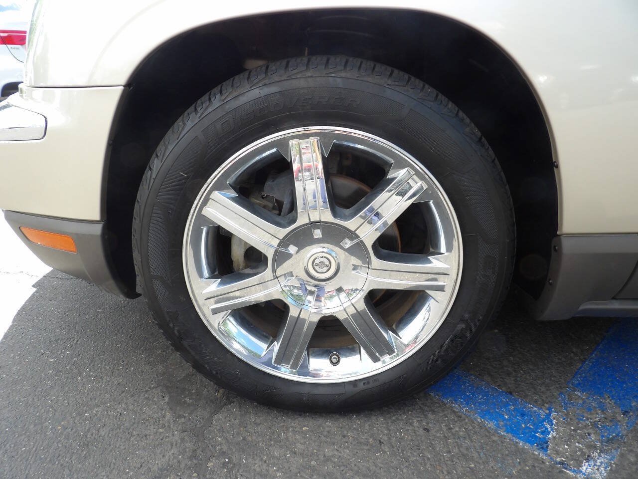 Used 2005 Chrysler Pacifica Touring AWD/4WD image 15
