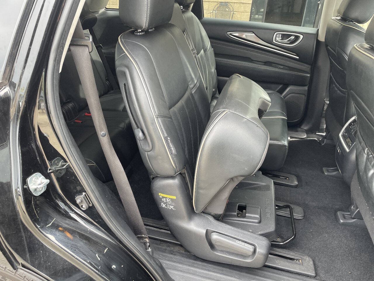 Used 2019 INFINITI QX60 Luxe w/ Essential Package AWD/4WD image 36