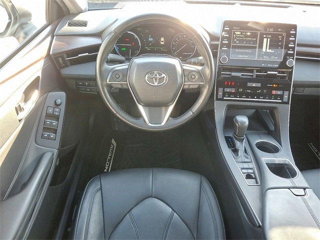 Used 2019 Toyota Avalon XLE w/ Moonroof Package image 11
