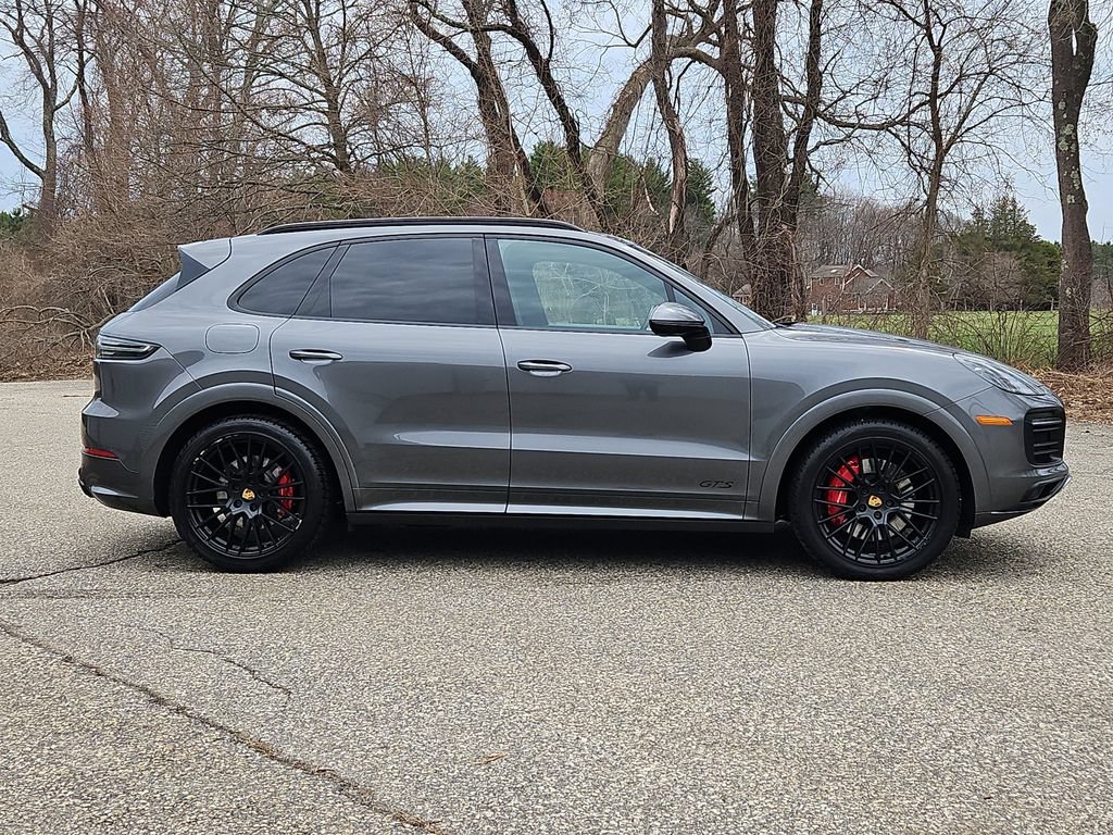 Certified 2021 Porsche Cayenne GTS AWD/4WD image 8
