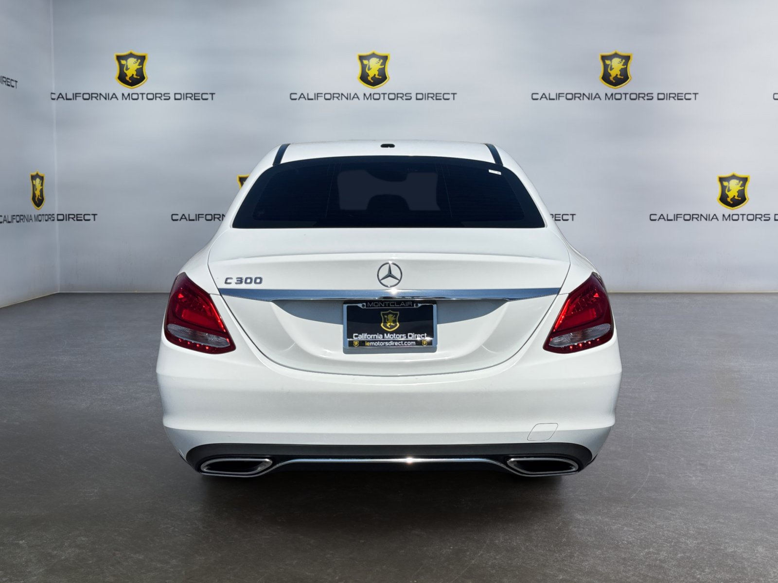 Used 2018 Mercedes-Benz C 300 Sedan image 4