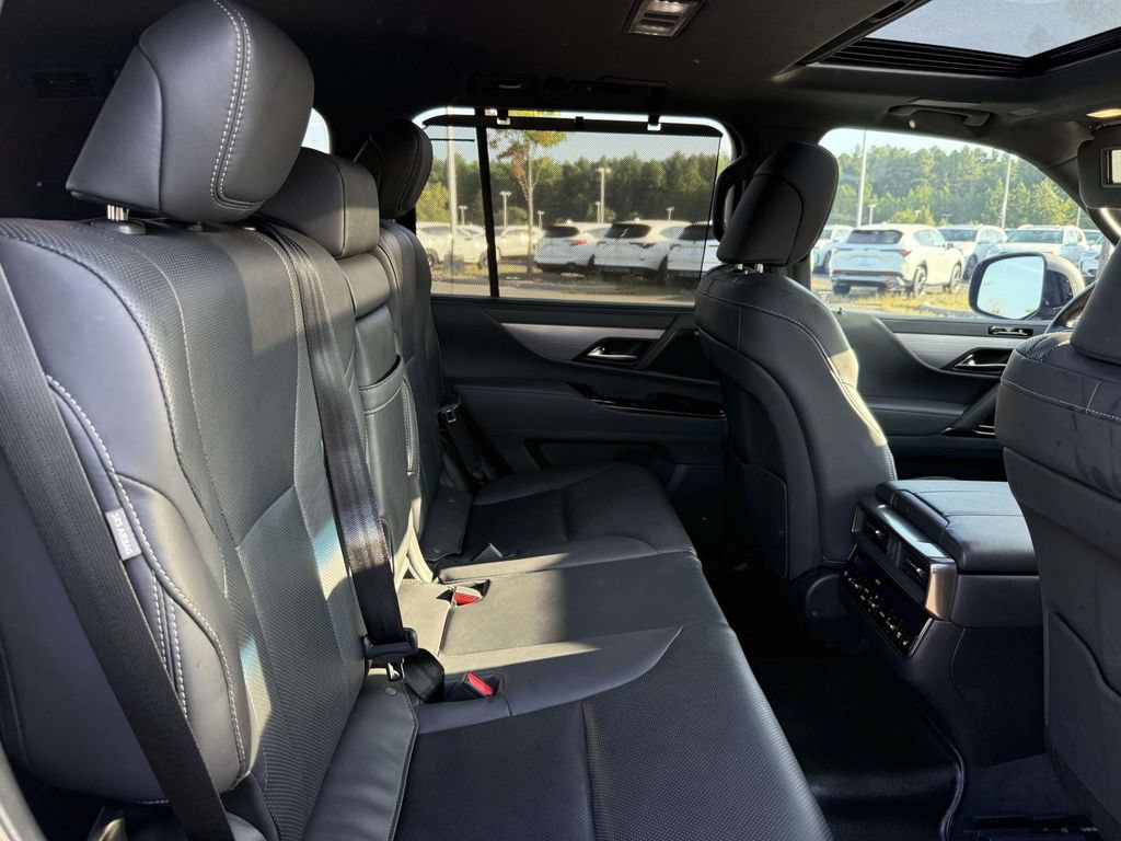 Used 2023 Lexus LX 600 F Sport w/ Accessory Package (Z1) AWD/4WD image 16