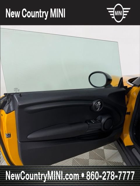 Used 2014 MINI Cooper 2-Door Hardtop FWD image 11