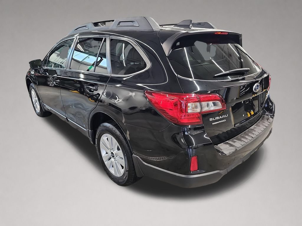 Used 2017 Subaru Outback 2.5i Premium AWD/4WD image 6