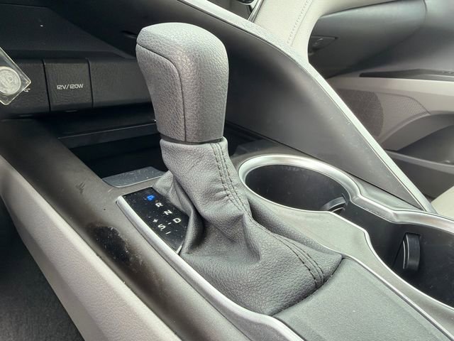 Used 2021 Toyota Camry LE image 30