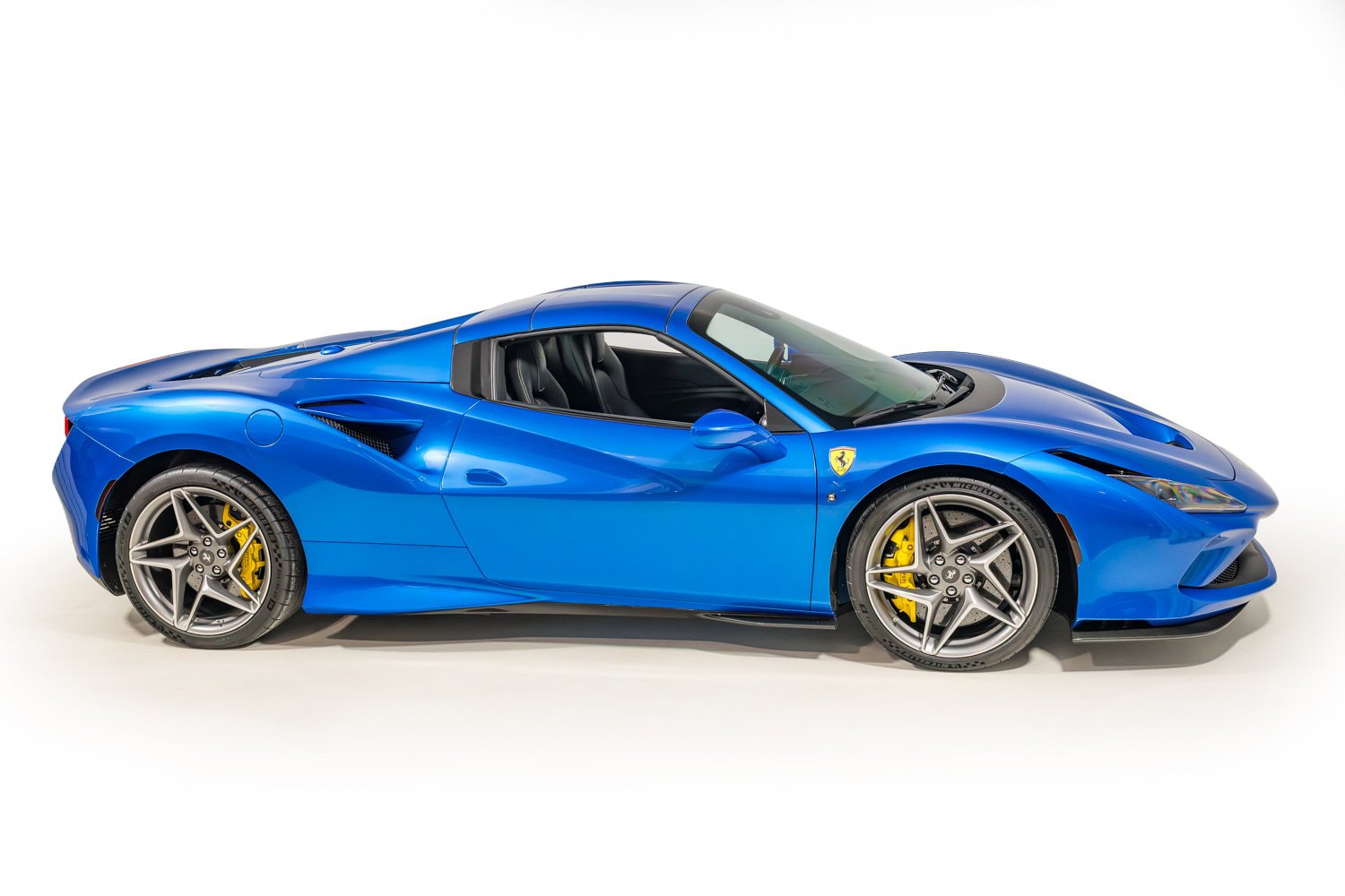 Certified 2021 Ferrari F8 Tributo image 16