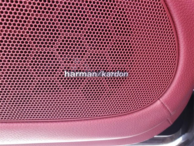 Used 2012 Mercedes-Benz SL 550 image 19