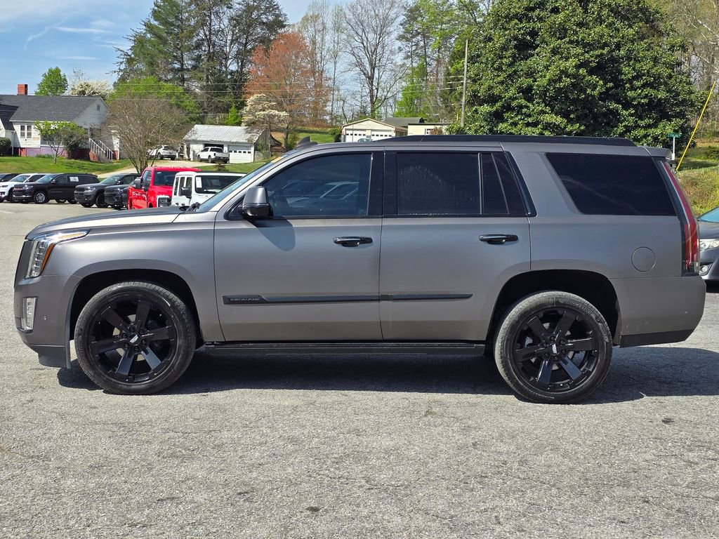 Used 2020 Cadillac Escalade Premium Luxury image 15