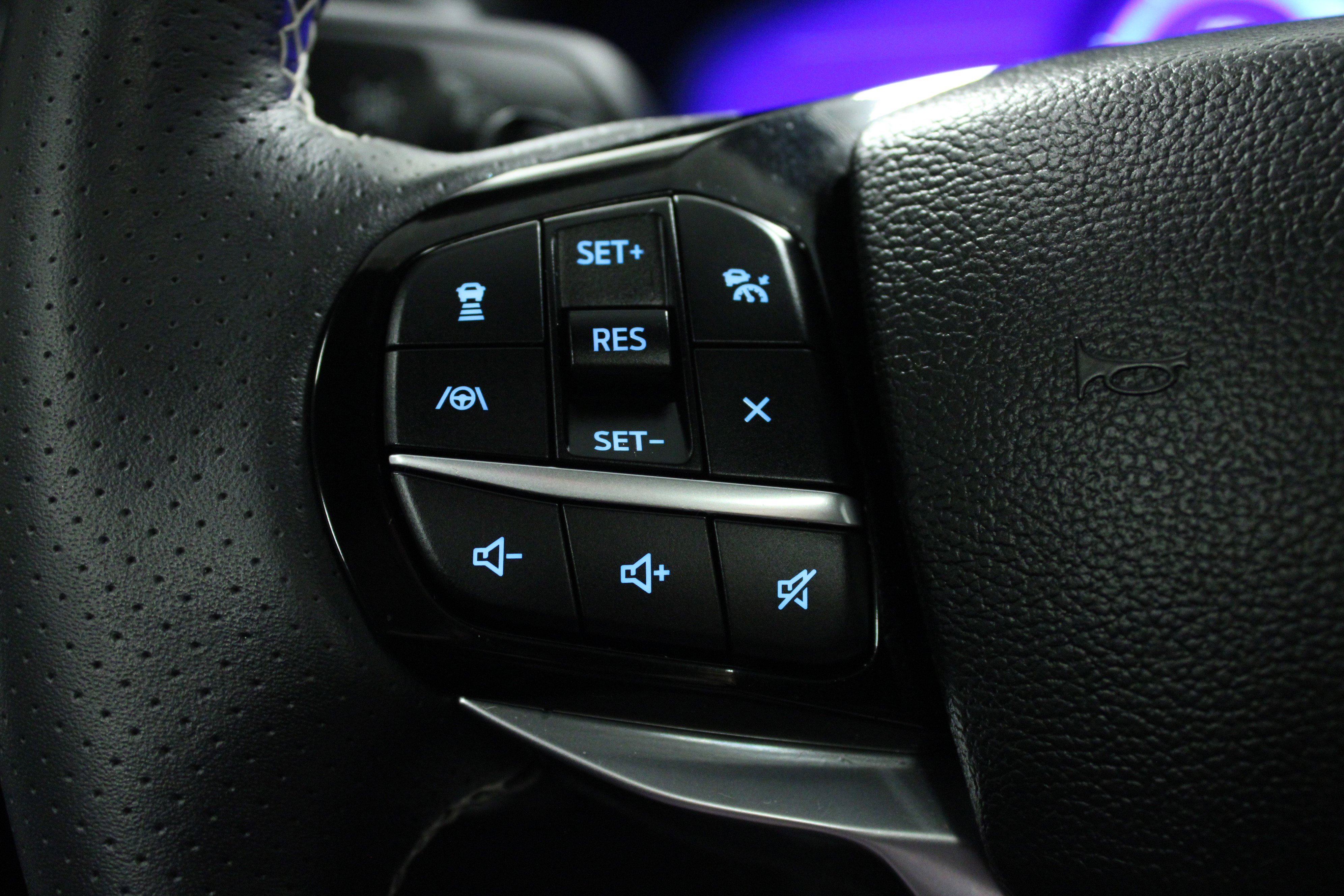 Used 2023 Ford Explorer ST w/ Equipment Group 401A image 21