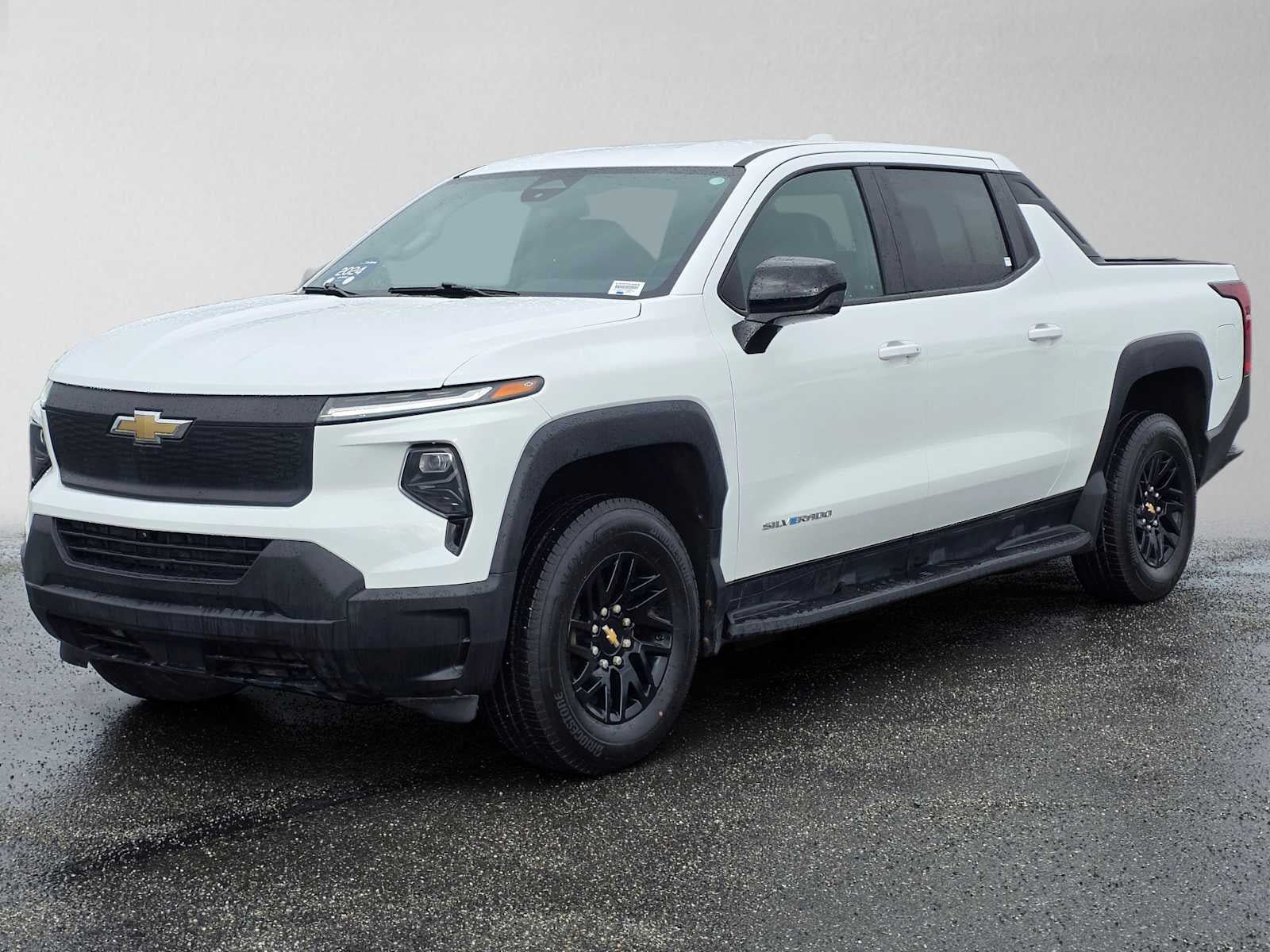 Certified 2024 Chevrolet Silverado EV W/T AWD/4WD image 7