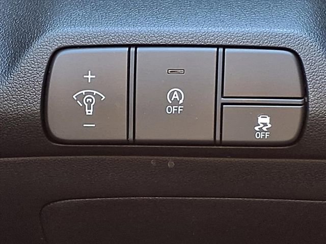 New 2026 Hyundai Elantra SE image 18