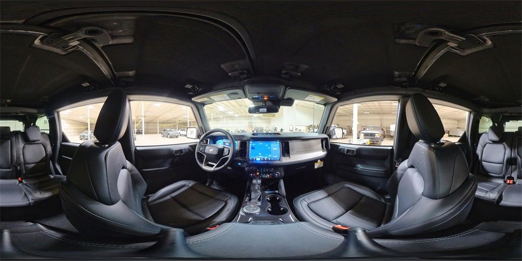 New 2025 Ford Bronco Outer Banks w/ Sasquatch Package image 14