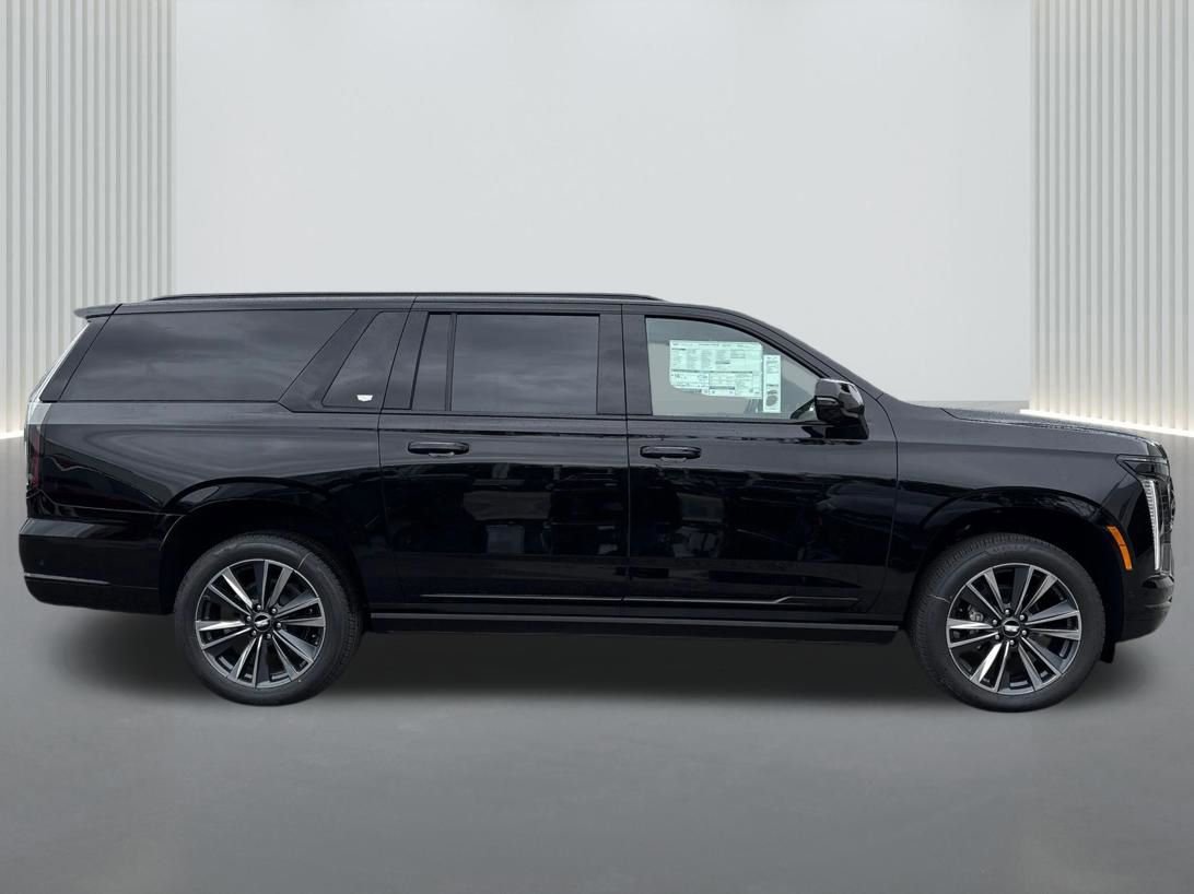 New 2026 Cadillac Escalade ESV Sport AWD/4WD image 4