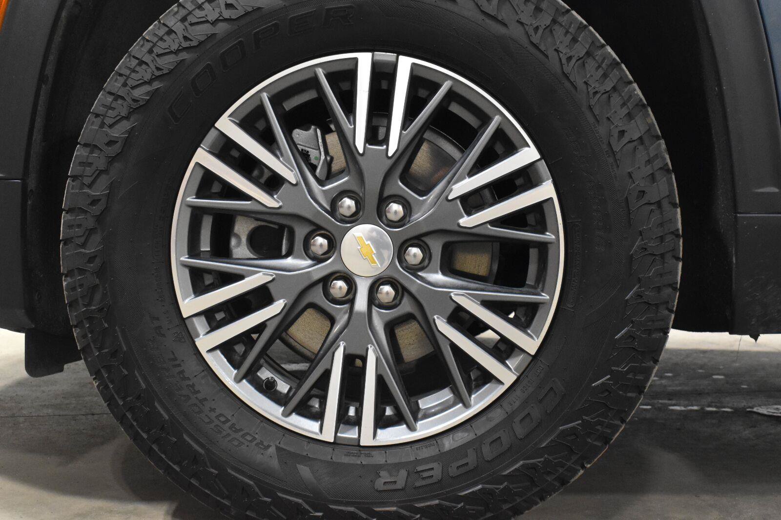Used 2026 Chevrolet Traverse LT AWD/4WD image 31