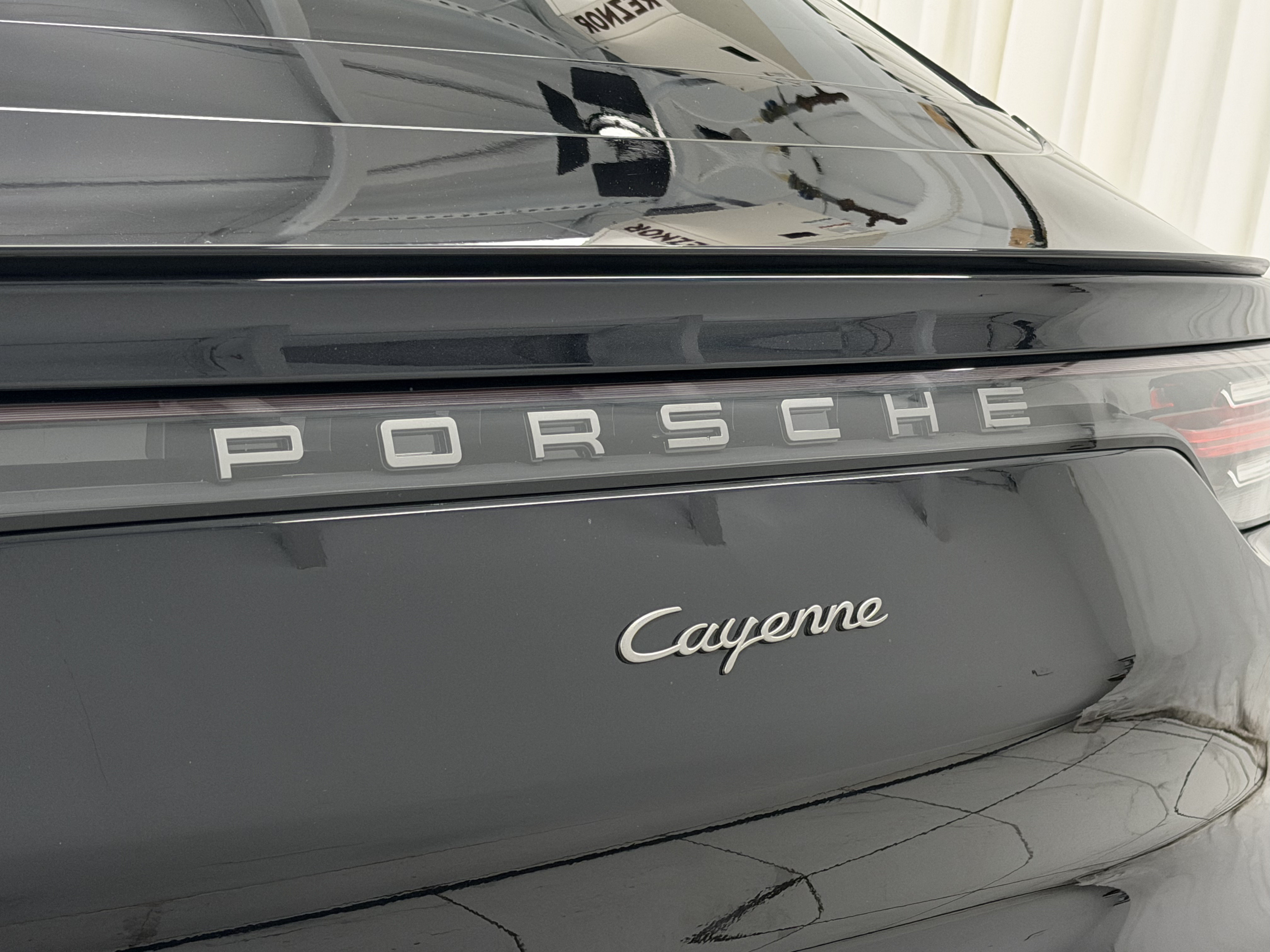 Certified 2022 Porsche Cayenne Platinum Edition AWD/4WD image 68